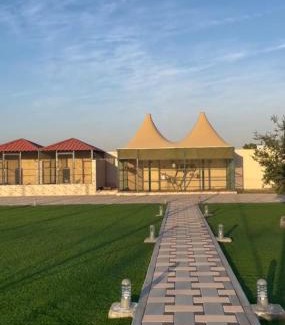 Al Dhaid House | مزرعه غرفتين وخيمه تراثيه ومرافق العاب متنوعه