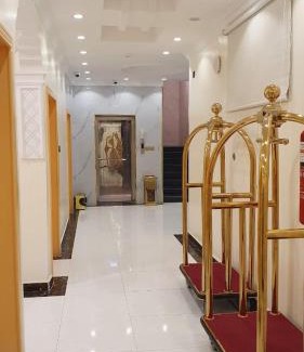 Khamis Mushait Apartment | Discover مسكن الراقي: Family-Friendly & Wheelchair Accessible