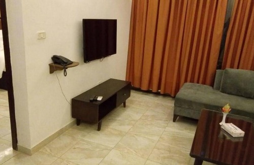 Sweimeh Apartment | Family-Friendly Experience at Dead Sea's Meret Project