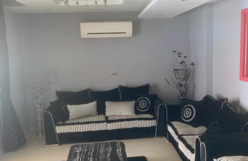 Heliopolis Apartment | Discover مصر الجديده: Pet-Friendly Retreat with Pool Access