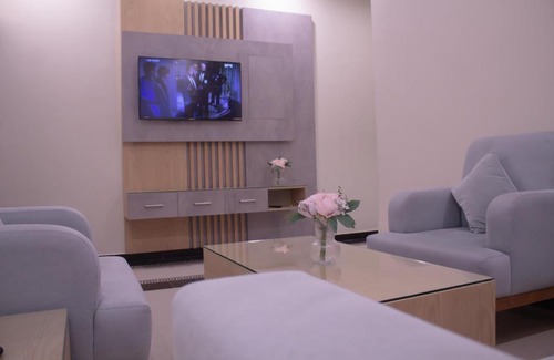 Al Aziziyah Apartment | Family-Friendly Stays at منازل الريم (فرع العزيزية)