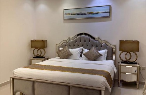 Riyadh House | Relax at منتجع انتارا: Family-Friendly & Pet Welcoming Stay
