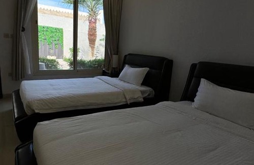 Riyadh House | Relax at منتجع انتارا: Family-Friendly & Pet Welcoming Stay
