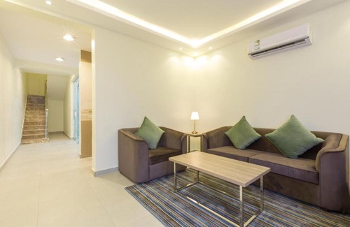 Khamis Mushait Hotel | Dreamy Resort with Pool and Family-Friendly Amenities