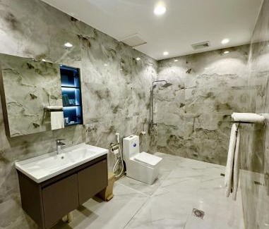 Taif Apartment | Discover فندق منتصف البيعة: Relax with Spa & Family Fun