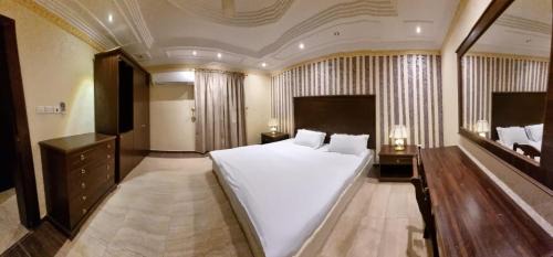 Taif Apartment | Discover ناضرة الوسام للشقق المخدومة with Pool Access