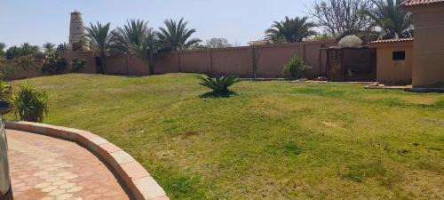 6th of October City Villa | Discover ٦اكتوبر: Family-Friendly Retreat with Pool Access