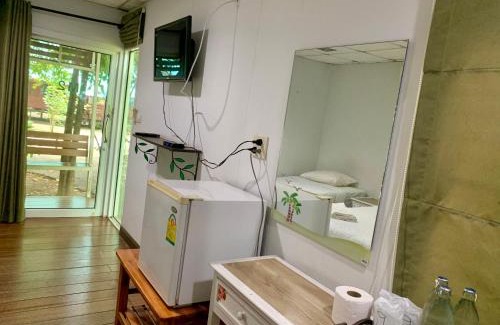 Klong Khlung House | Discover Pet-Friendly Comfort at ครัวพาร์3ริเวอร์ไซด์แอนด์รีสอร์ท