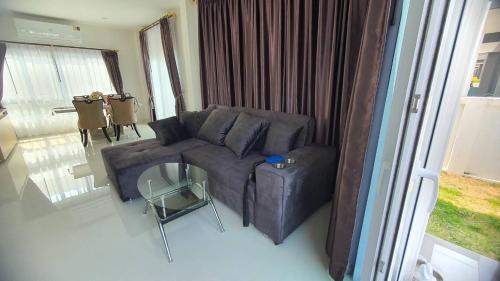 Lam Luk Ka Villa | Cozy คลอง8 ลำลูกกา บ้านพัก with Breakfast & Family Fun