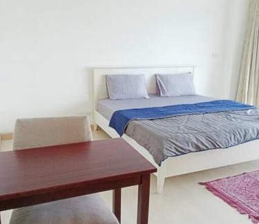 Ban Bang Saen Apartment | Beachfront Condo in Bang Saen with Pool and Ocean Views