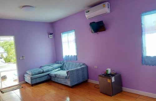 Sattahip House | Budget-Friendly Comfort at คอปเตอร์HOUES with Dining