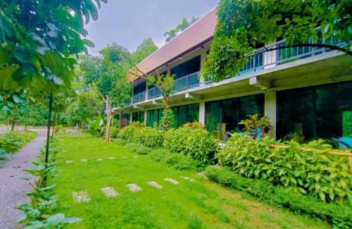Khlong Sok Hotel | คีรีเขาสกริเวอร์