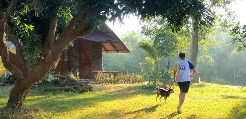 Lampang House | Pet-Friendly Retreat at Jumka Chalet - Ideal Family Getaway