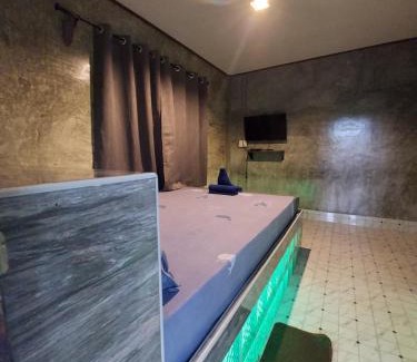 Tha Sae Hotel | Cozy Chalir Resort Chumphon: Pet Friendly & Family-Oriented