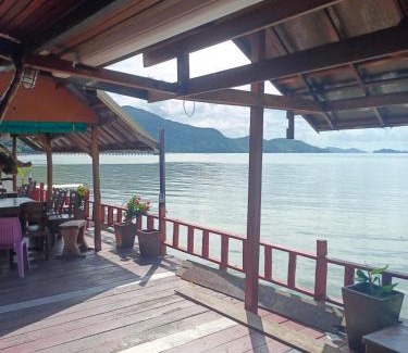 Bang Bao Bay Bed & Breakfast | ชิวเฮาส์