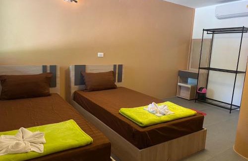 Chong Sadao Hotel | Family-Friendly Tubsila Resort with Restaurant & Kitchen