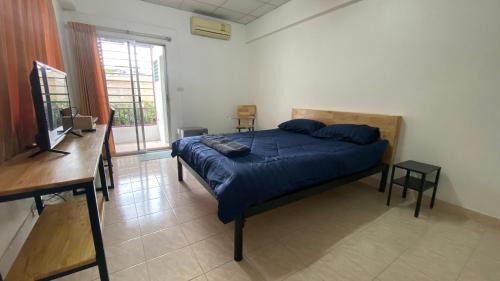 Bang Prok Apartment | Family-Friendly Stay at ธนทรัพย์อพาร์ทเม้นท์ Room01