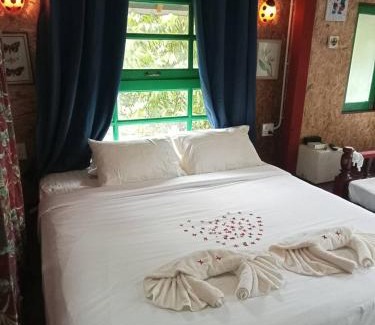 Khuan Ka Long House | Inviting น้ำหราธาราโฮมสเตย์ with Breakfast & Hot Tub
