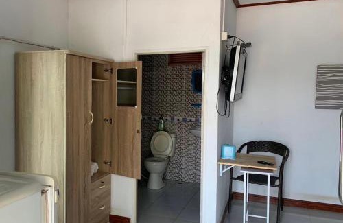 Wichian Buri Hotel | Pet-Friendly Boonpon Resort: A Family-Friendly Retreat
