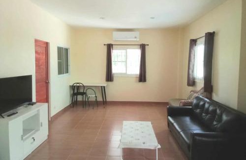 Nong Chaeng House | บ้านชาร์มมิ่ง บางเสร่ Charming Bangsaray