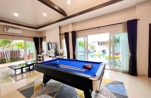 Huai Yai Villa | Experience Bliss at บ้านดุสิตพัทยาพลูวิล่า - Top Rated Stay!