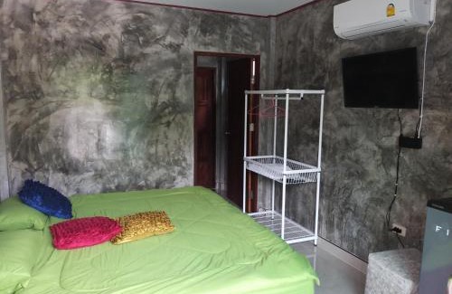 Ban Phe Resort | Pet-Friendly Oceanfront Stay at Bann Talay Im eimm