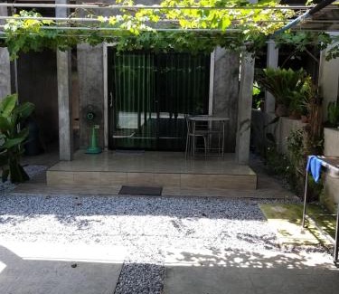 Ban Phe Resort | Pet-Friendly Oceanfront Stay at Bann Talay Im eimm