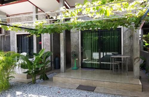 Ban Phe Resort | Pet-Friendly Oceanfront Stay at Bann Talay Im eimm