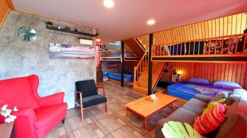 Sena House | Discover บ้านนกฮูก อิงสายชล: Family-Friendly Retreat