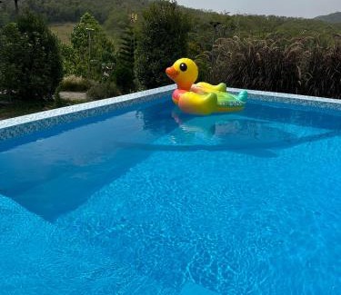 Pak Chong Villa | Escape to บ้านบนภู ปากช่อง พลูวิลล่า with Ocean View & Pool