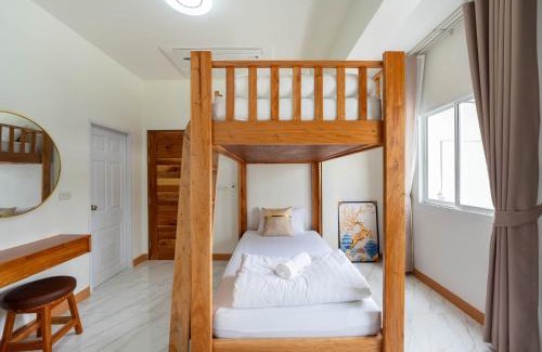 Khanom Villa | Discover บ้านลินลดา: Oceanfront Villa with Private Pool