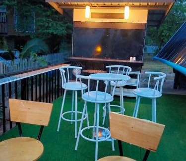 Wang Sam Mo House | Pet-Friendly Retreat: บ้านสวนริมน้ำวังใหญ่2 in Udon Thani