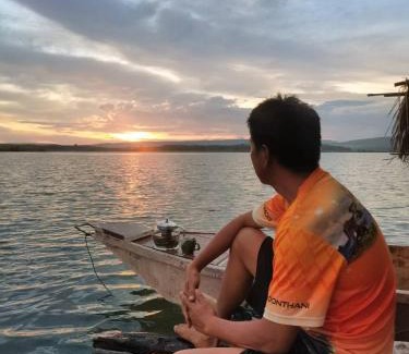 Wang Sam Mo House | Pet-Friendly Retreat at บ้านเคียงน้ำ, วังสามหมอ อุดรธานี