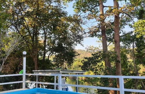Kanchanaburi House | Relax at บ้านสวนแม่น้ำ: Pet-Friendly Pool Villas