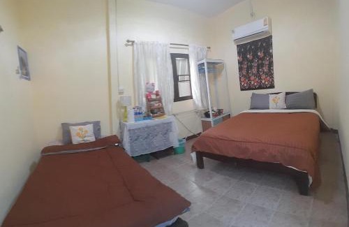 San Sai House | Pet-Friendly Aungkab Homestay: Family-Approved Getaway