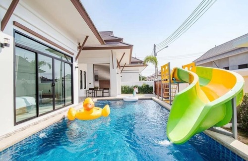 Hua Hin Resort | Exceptional Stay at บ้านอิ่มสุข พลูวิลล่า ชะอำ