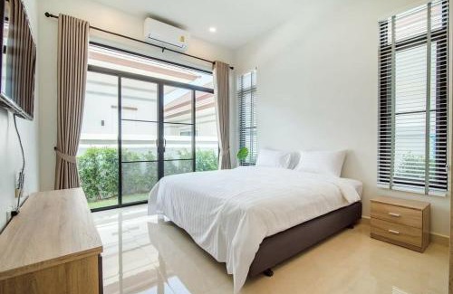 Hua Hin Resort | Exceptional Stay at บ้านอิ่มสุข พลูวิลล่า ชะอำ