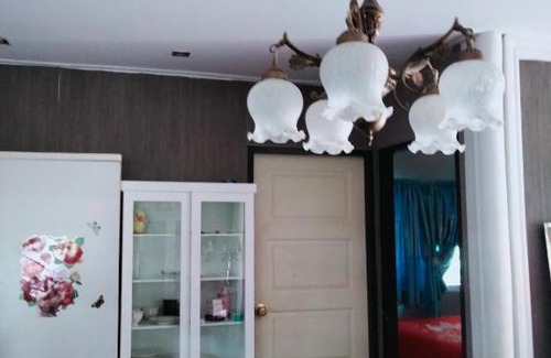 Chaloem Phra Kiat Apartment | Child-Friendly Retreat at บ้านเช่า - Your Perfect Getaway