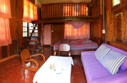 Mae Taeng House | Cozy Friend's House Homestay in Mae Tang - Pet Friendly Stay