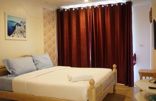 Hua Hin Apartment | Family-Friendly Stay at บ้านแสนคราม หัวหิน with Pool