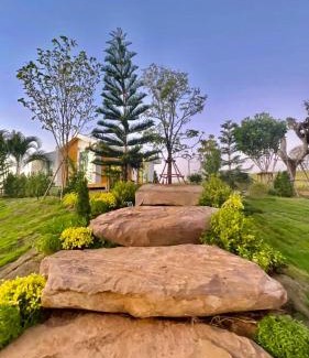 Wang Nam Khiao Villa | Family-Friendly Escape at บ้านไร่ฟ้าสวยวังน้ำเขียว
