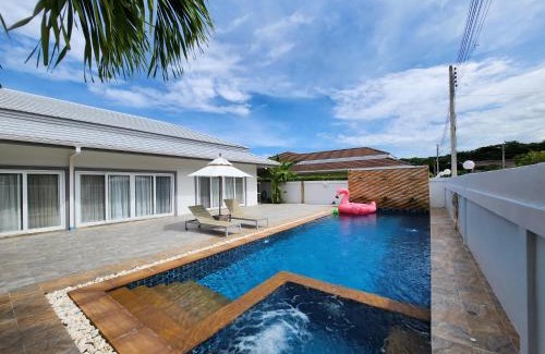 Hua Hin Villa | Experience Punika Pool Villa Hua Hin with Oceanfront Views