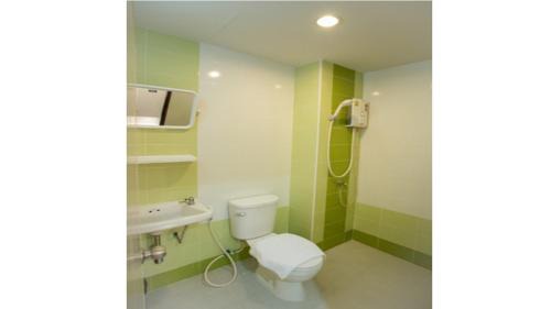 Chachoengsao Apartment | Budget-Friendly Child-Friendly Stay at พรเจริญเพลส