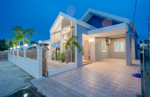 Cha-am Apartment | Relax at Ploy Poolvilla Cha-am: Oceanfront Getaway Awaits