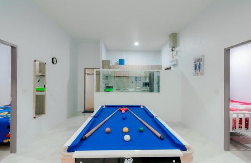 Cha-am Apartment | Relax at Ploy Poolvilla Cha-am: Oceanfront Getaway Awaits