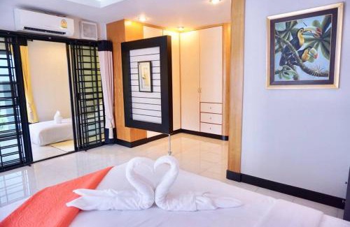 Kho Hong House | Family-Friendly Retreat at P'Da House for Your Getaway