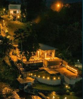 Sangkhla Buri Hotel | Explore ฟอเกตมีนอต: Pet-Friendly Retreat in Sangkhla Buri