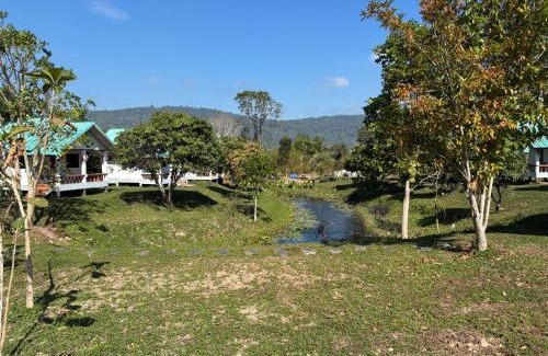 Thai Samakkhi House | Delightful Farm Stay with Pet and Child-Friendly Amenities