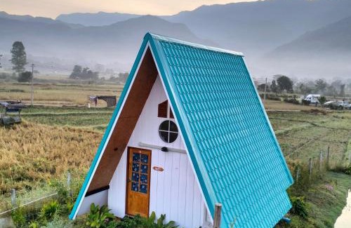 Pua House | Relax at Phu Kha View Homestay with Family-Friendly Dining