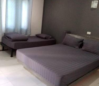 Bang Saphan Hotel | Family-Friendly Stay at ภูรักษ์รีสอร์ท บ้านกรูด